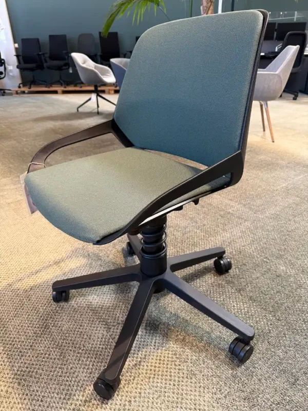 AERIS Numo Task mit Federbein